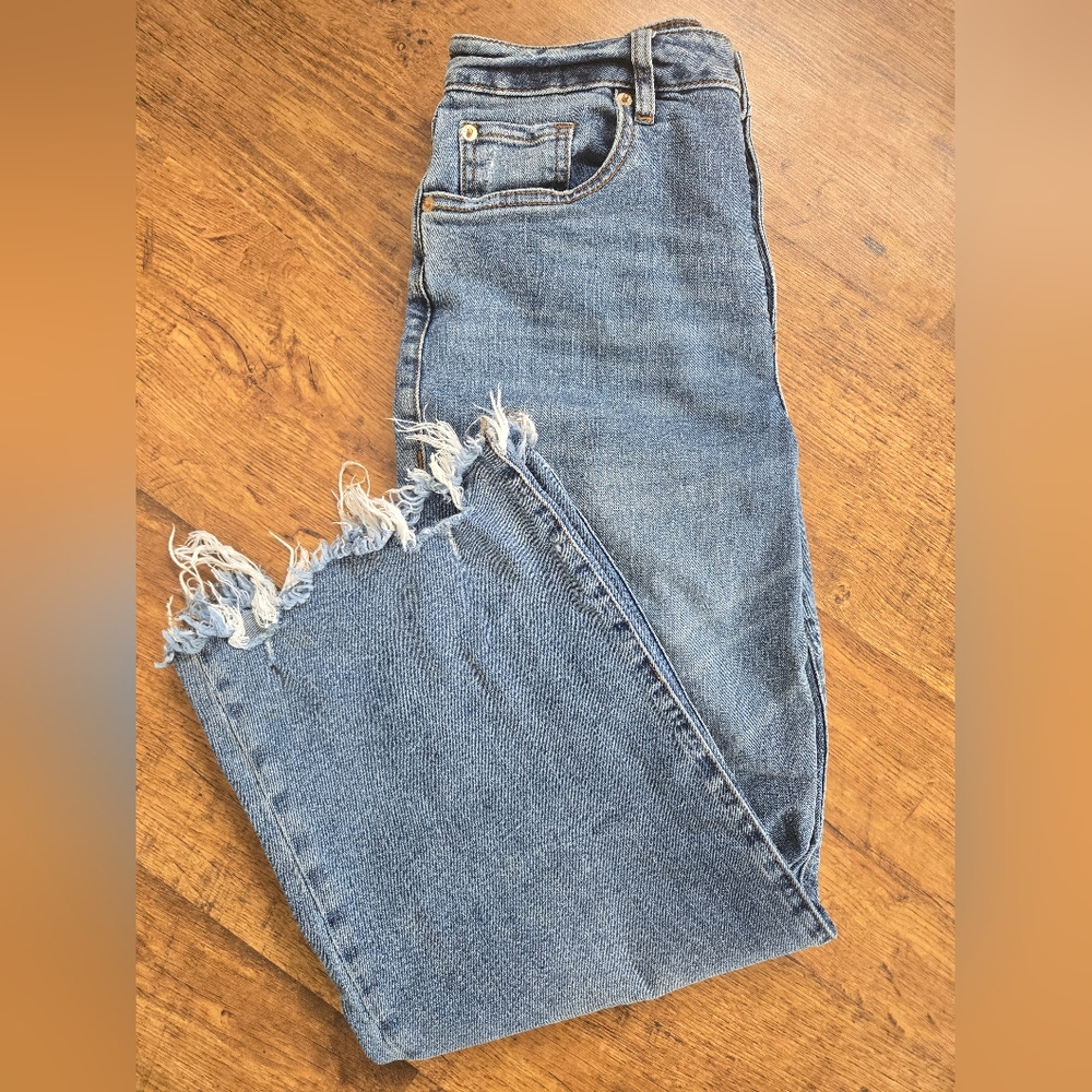 Wide Leg Jeans - Picture 2 of 4